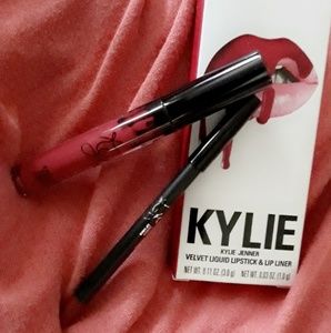 Kylie Lip Kit *JORDY